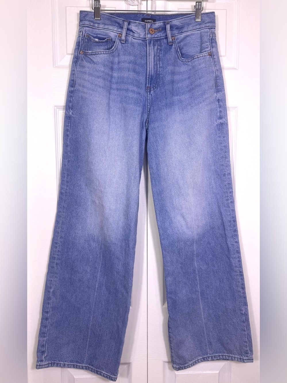 Express High Rise Wide Leg Jeans Light Wash Denim Size 4 Short